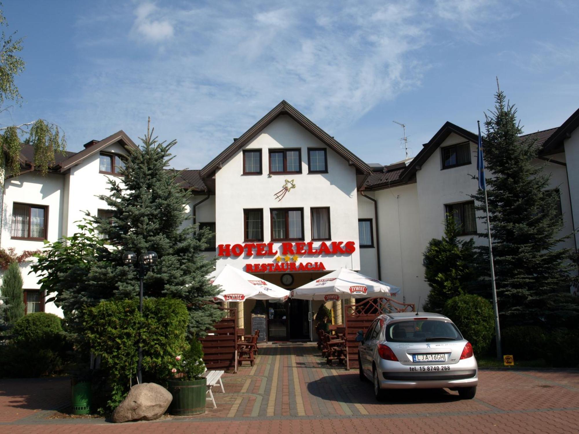 Hotel Relaks Wola Ducka Extérieur photo